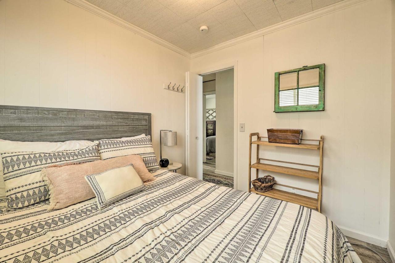 Lakefront Cottage Near Wineries And State Parks! Mears Exterior photo
