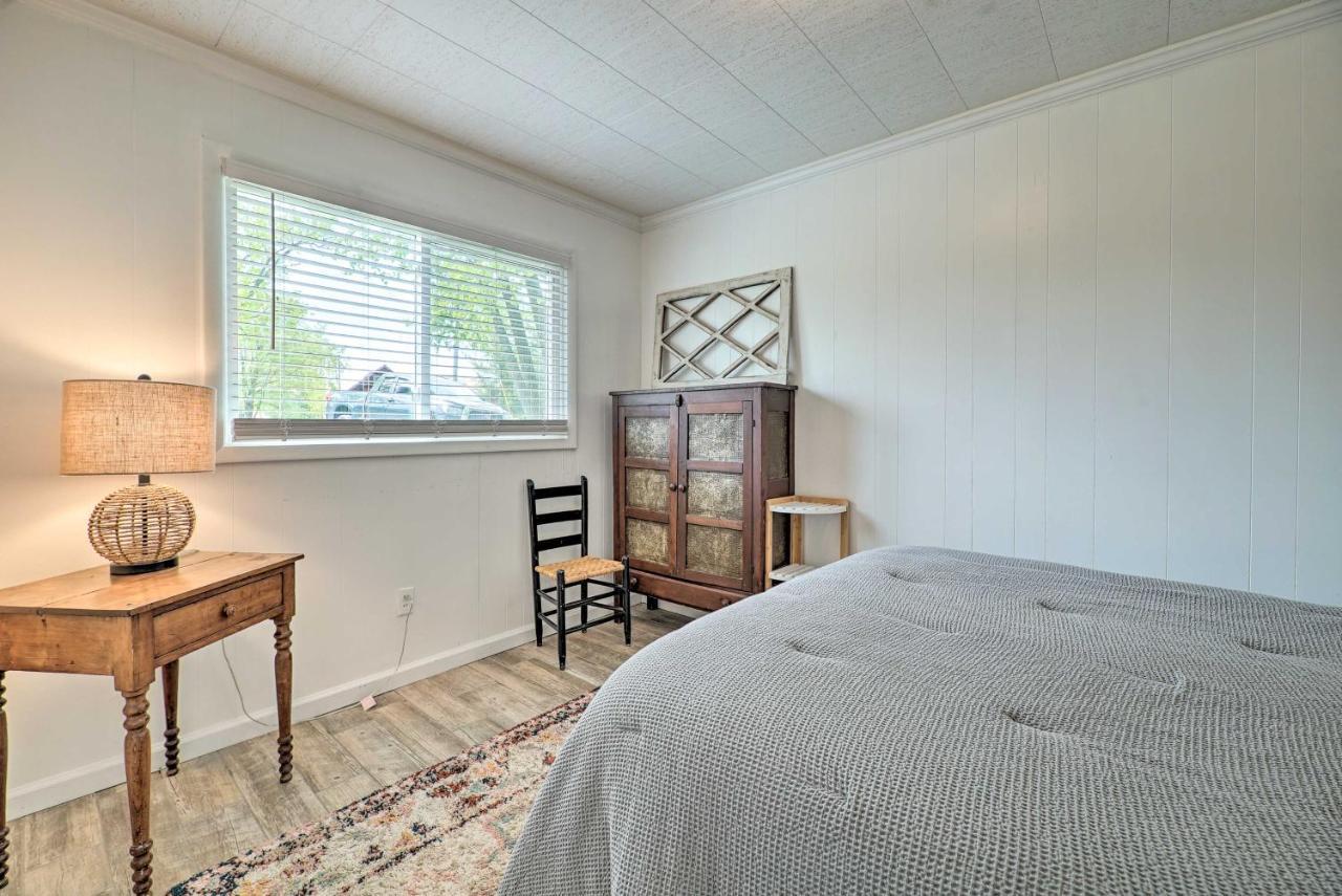 Lakefront Cottage Near Wineries And State Parks! Mears Exterior photo